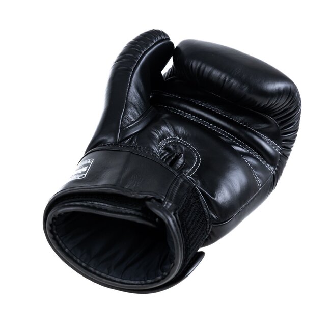 Twins Special Twins Fightset – Bokshandschoenen & Scheenbeschermers – Zwart – Inclusief FightSense Bandage