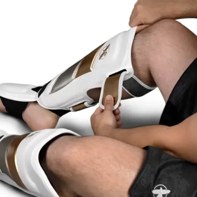 Hayabusa Kickboks Scheenbeschermers T3 - WHITE/GOLD