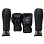 Venum Venum Challenger 3.0 Fightset – Bokshandschoenen & Scheenbeschermers – Black on Black