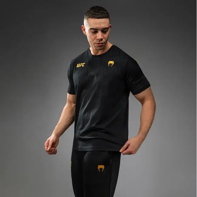 Venum Men's UFC Zenith by Venum Replica Champion T-Shirt