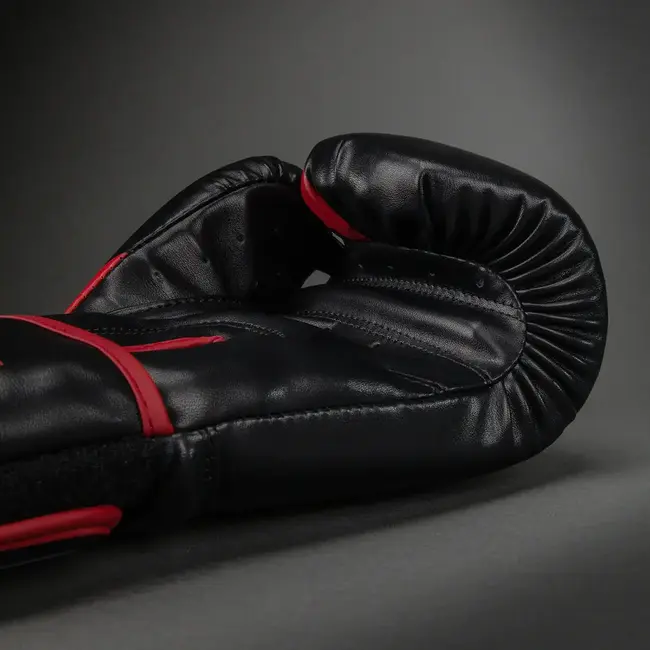 Venum Challenger 2.5 Boxing Gloves Black/Red