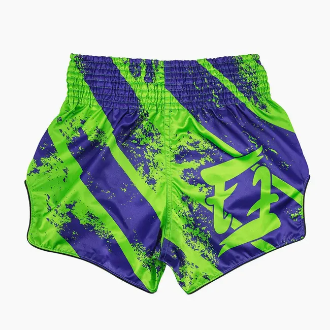 FAIRTEX BS1928 Street King Muay Thai Shorts – Groen Satijn