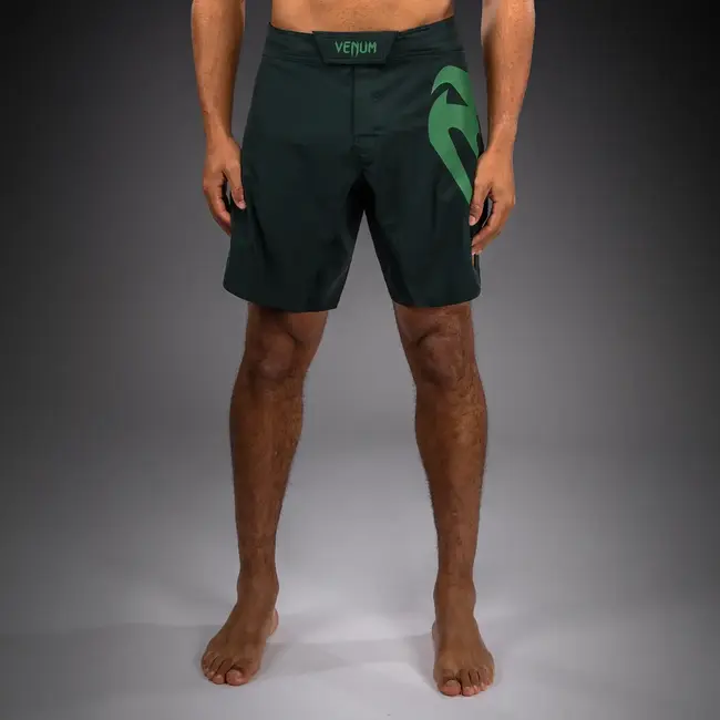 Venum Venum Light 5.0 Fightshorts – Forest Green/ light Green – Lichtgewicht Polyester – MMA & Grappling
