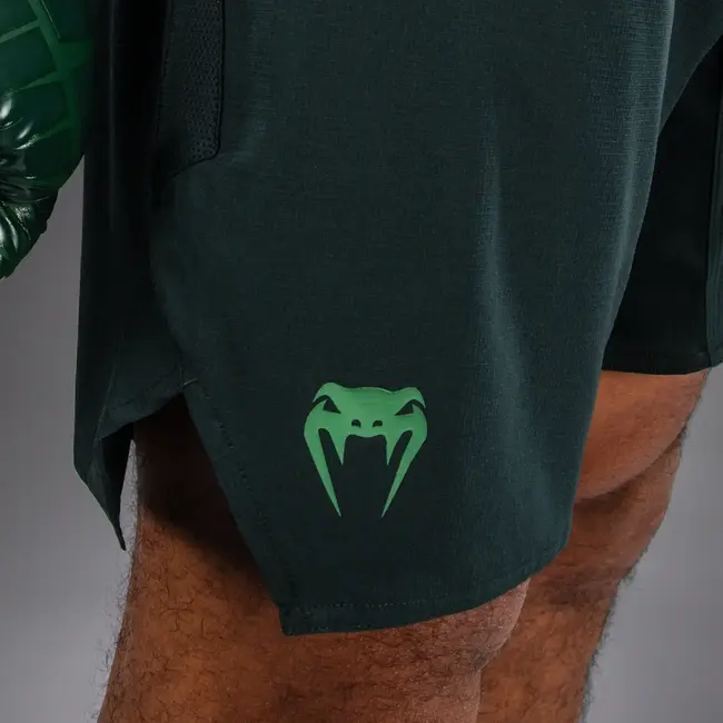 Venum Venum Light 5.0 Fightshorts – Forest Green/ light Green – Lichtgewicht Polyester – MMA & Grappling