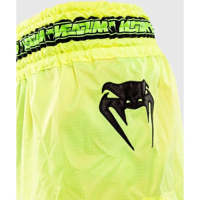 Venum PARACHUTE MUAY THAI SHORTS - FLUO YELLOW