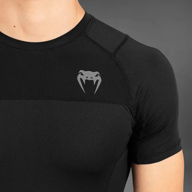 Venum G-Fit Air Rashguard Shortsleeve - Black