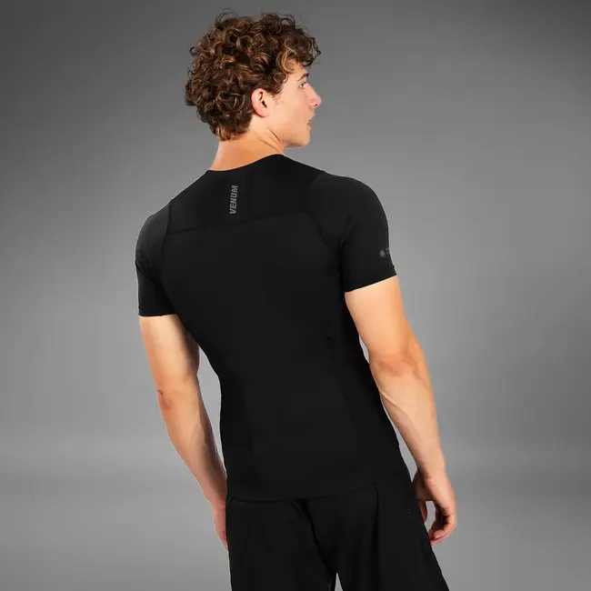 Venum Venum G-Fit Air Rashguard Shortsleeve - Black