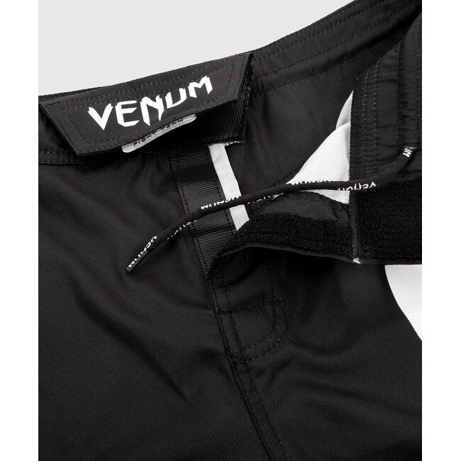 Venum Venum Light 3.0 MMA Fightshort – Zwart/Wit – Lichtgewicht voor MMA & Grappling
