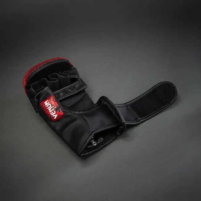 Venum Venum x TEKKEN 8 Sparring Gloves - Kazuya - Red/Black