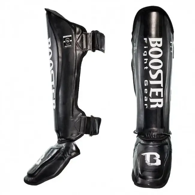 Booster V3 Fightset Zwart - Bokshandschoenen ,Scheenbeschermers +Bandages
