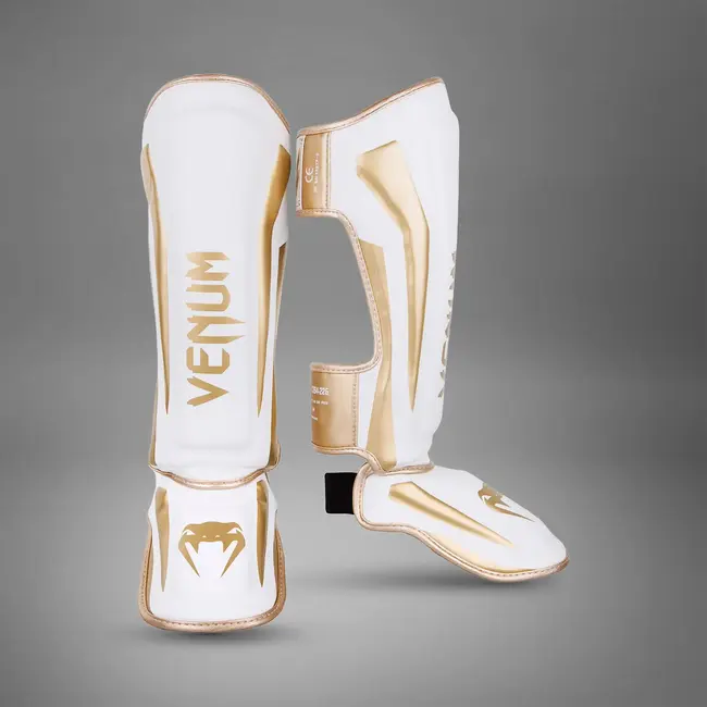 Venum ELITE Fightset – Bokshandschoenen & Scheenbeschermers – WIT/GOUD