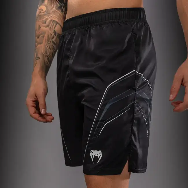 Venum Streamline Training - SHORT - Black/White