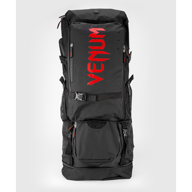 Venum Challenger Xtrem Evo Rugzak 50–63 Liter – Zwart – Vechtsport & Reizen