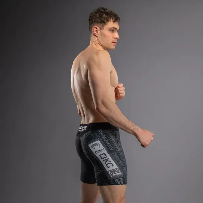 Venum Karate Combat by Venum Vale Tudo Compressieshort – Zwart/Grijs – MMA & BJJ