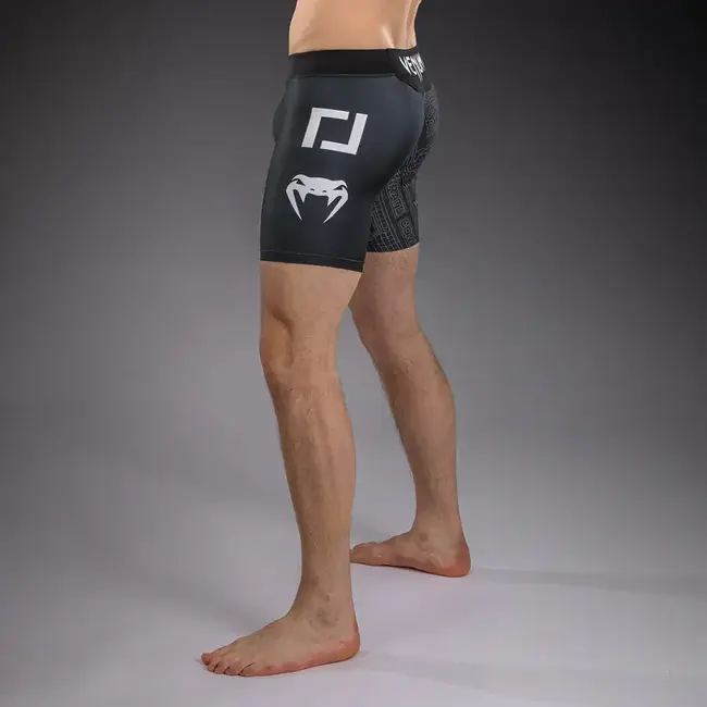 Venum Karate Combat by Venum Vale Tudo Compressieshort – Zwart/Grijs – MMA & BJJ