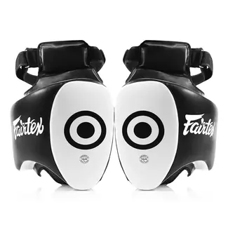 FAIRTEX Fairtex TP5 Ultra Lite Thigh Pad – Zwart/Wit – One Size