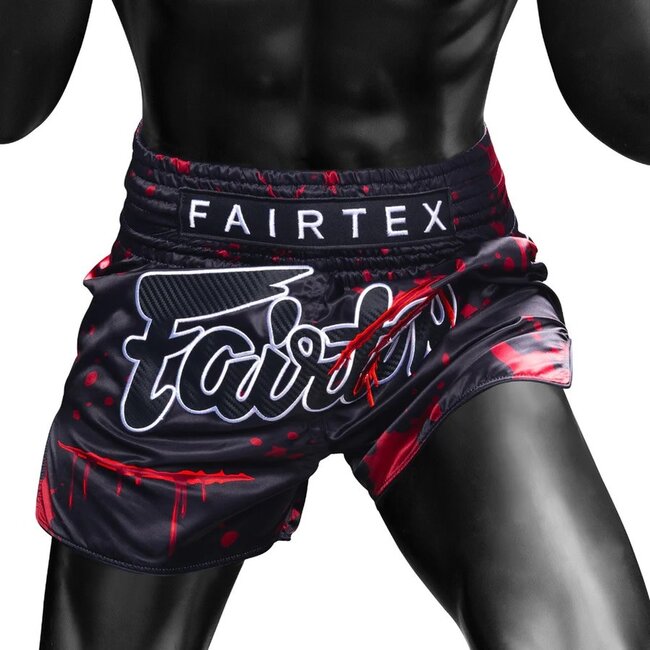 FAIRTEX Demon’s Bite Muay Thai Shorts – Zwart/Rood