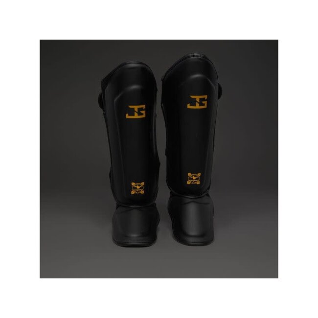JOYA Strike Air Scheenbeschermers – Zwart/Goud – Comfortabel – Kickboksen & Muay Thai
