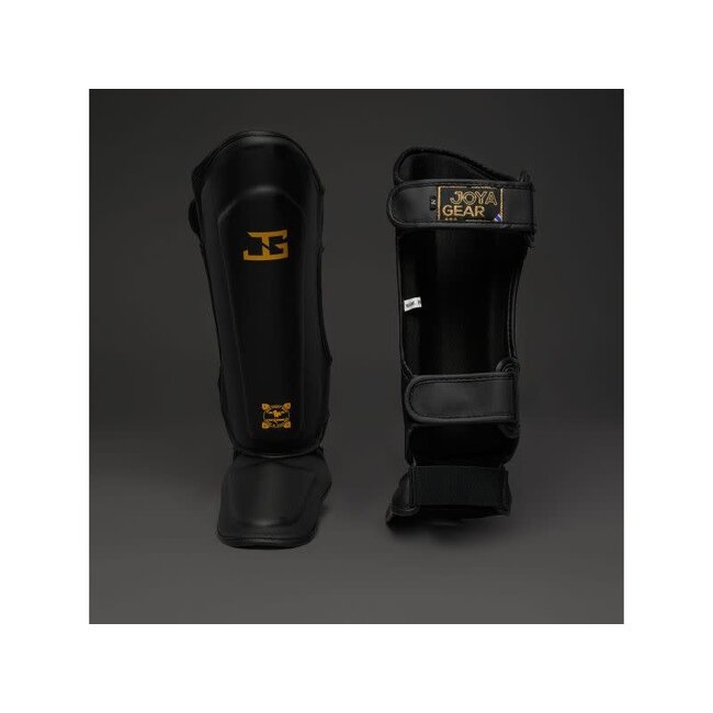 JOYA Strike Air Scheenbeschermers – Zwart/Goud – Comfortabel – Kickboksen & Muay Thai