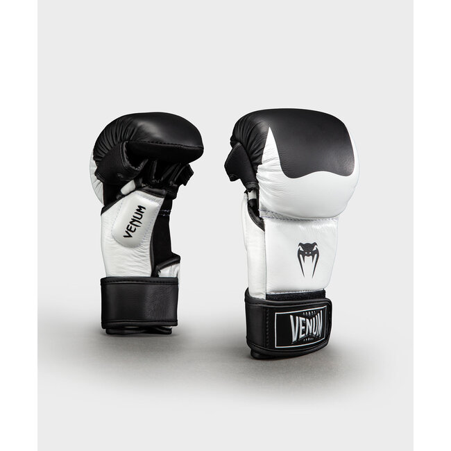 Venum Attack 2.0 Sparring Gloves Leather – Black/White voor MMA en Grappling