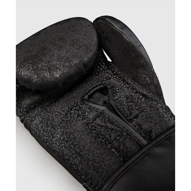 Venum Stone 2.0 Boxing Gloves – Black voor Boksen en Kickboksen