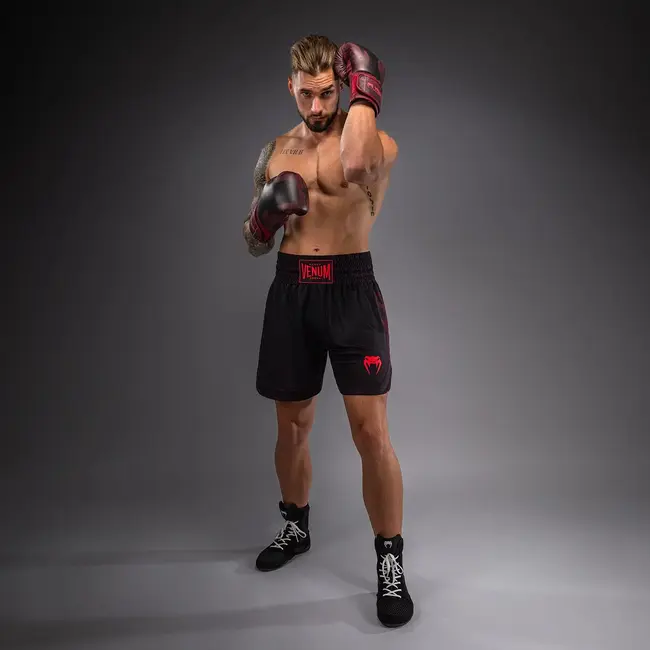 Venum Spectre Boksbroek – Zwart/Rood – Voor Boksen, Kickboksen & Training