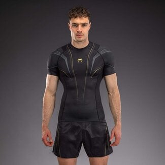 Venum Streamline Short Sleeve Rashguard - Black/Gold