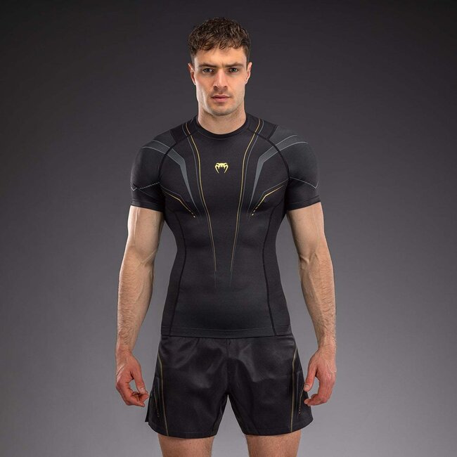 Venum Venum Streamline Short Sleeve Rashguard - Black/Gold