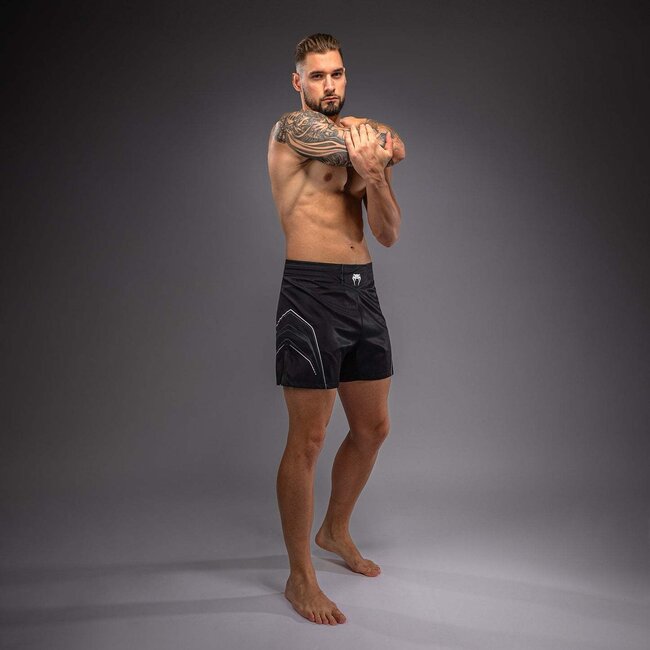 Venum Venum Streamline Fightshorts - Black/White