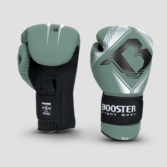 Booster Fightgear Booster Bangkok Kickboksset voor Volwassenen – Bokshandschoenen en Scheenbeschermers – Groen/Zilver