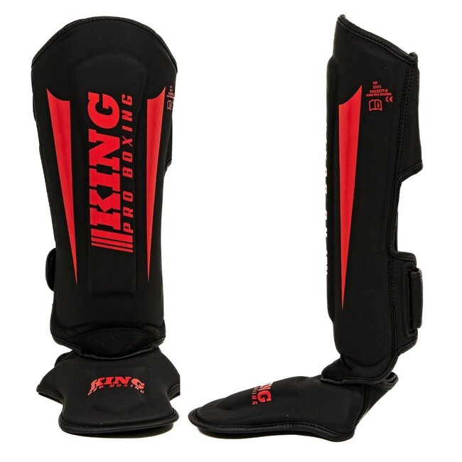 King Pro Boxing King Pro Boxing REVO Kickboksset – Bokshandschoenen en Scheenbeschermers – Zwart/Rood
