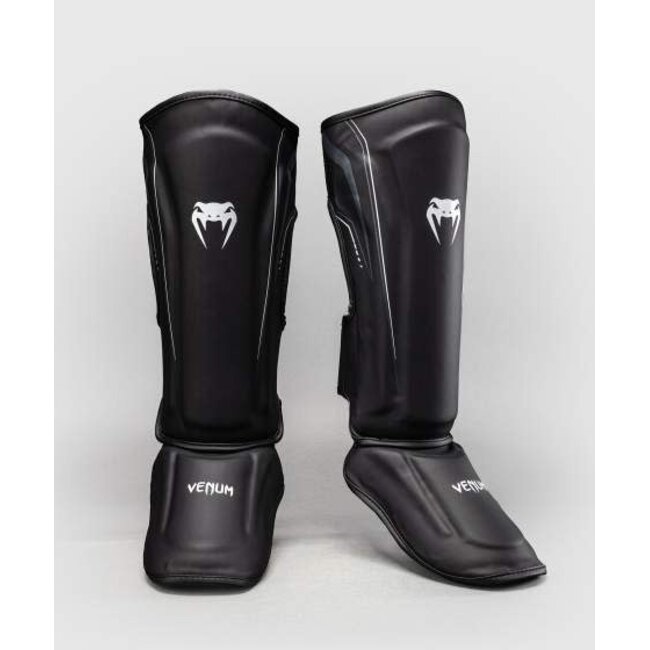 Venum Streamline Scheenbeschermers – Zwart/Wit