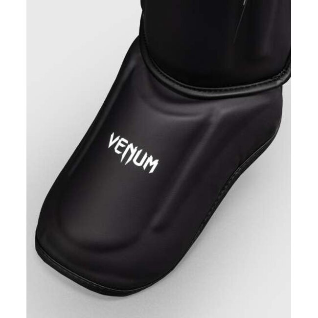 Venum Streamline Scheenbeschermers – Zwart/Wit
