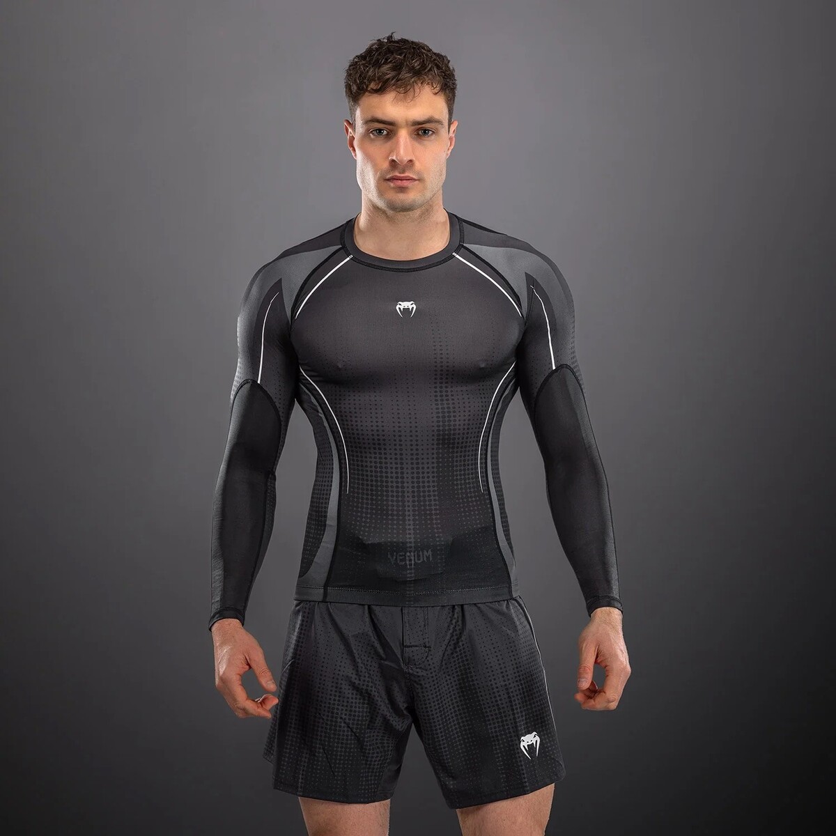 Venum Stealth manches longues Rashguard - noir/blanc