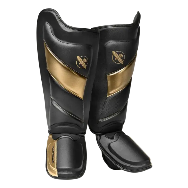 Hayabusa T3 Fightset – Bokshandschoenen en Scheenbeschermers – Zwart/Goud