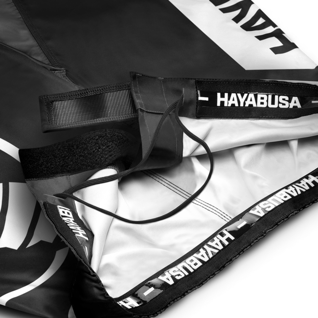 Hayabusa Icon Mid-Thigh MMA-short – Zwart/wit