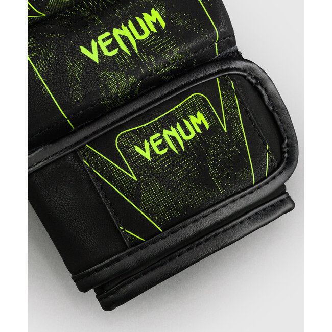 Venum Amazonia Reborn MMA Sparringhandschoenen - Zwart/Groen