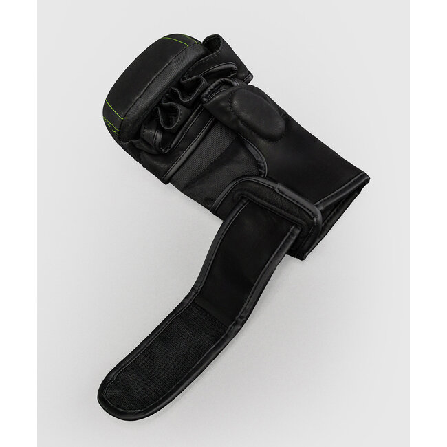 Venum Amazonia Reborn MMA Sparringhandschoenen - Zwart/Groen