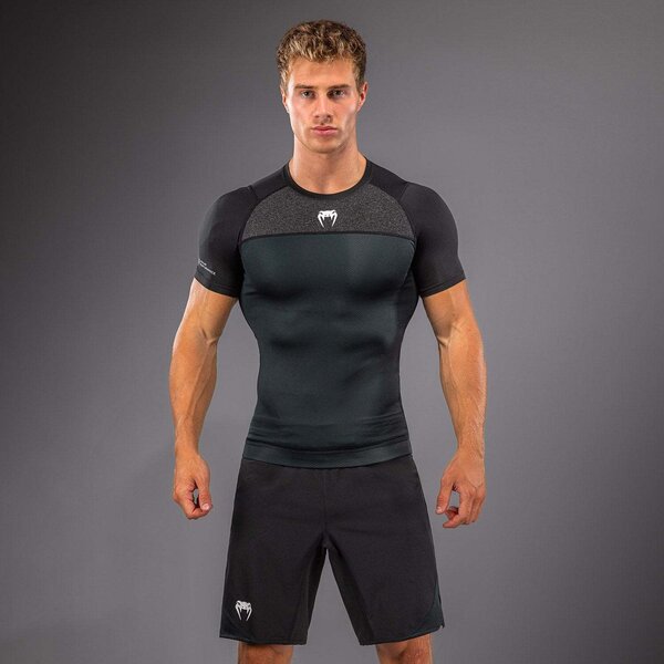 Venum G-Fit Scale Rashguard manches courtes - noir