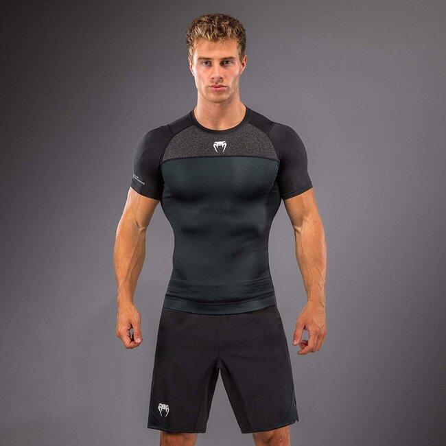 Venum G-Fit Scale Rashguard Korte Mouw - Zwart