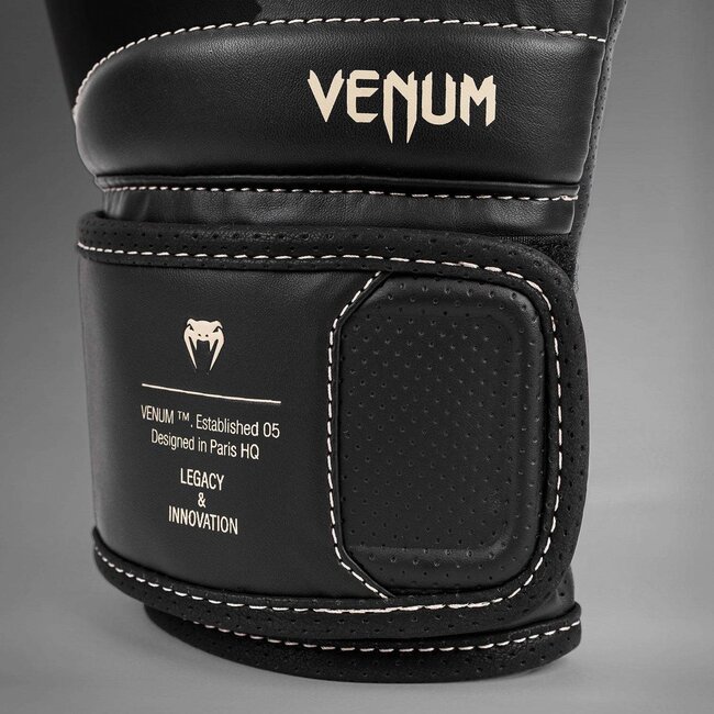 Venum Impact Evo bokshandschoenen – Black