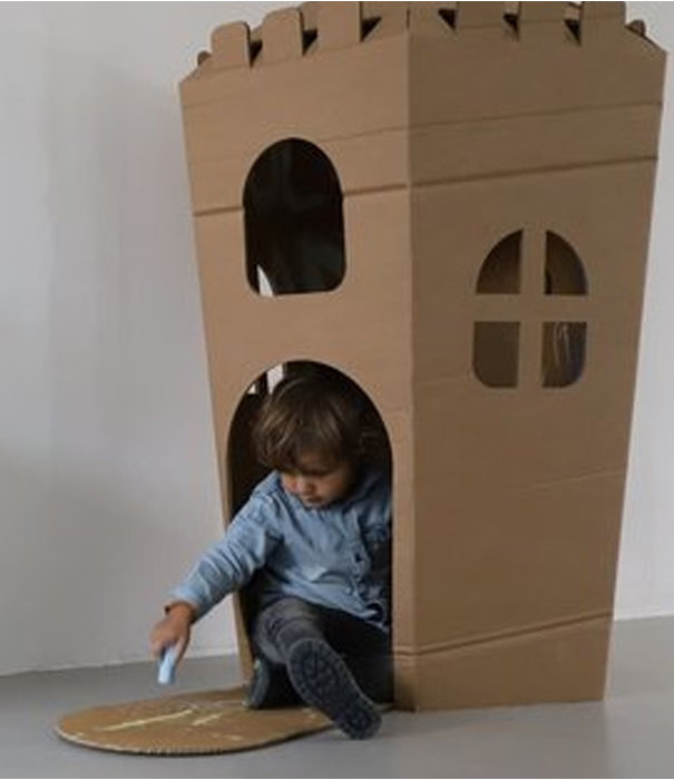 Kartent Large Cardboard Play Castle