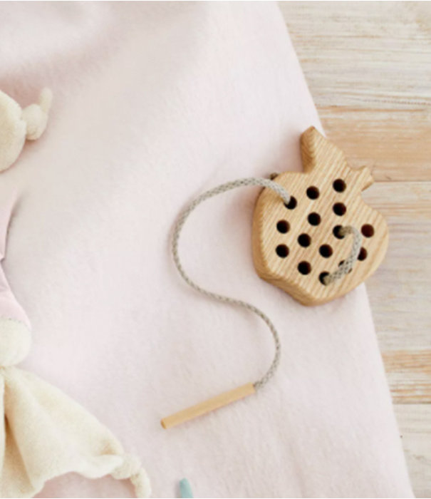 GruneErde String game apple ash wood 12 x 10 cm cord 70 cm