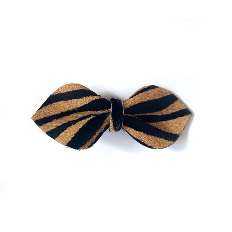 Big Bow Pin | Zebra