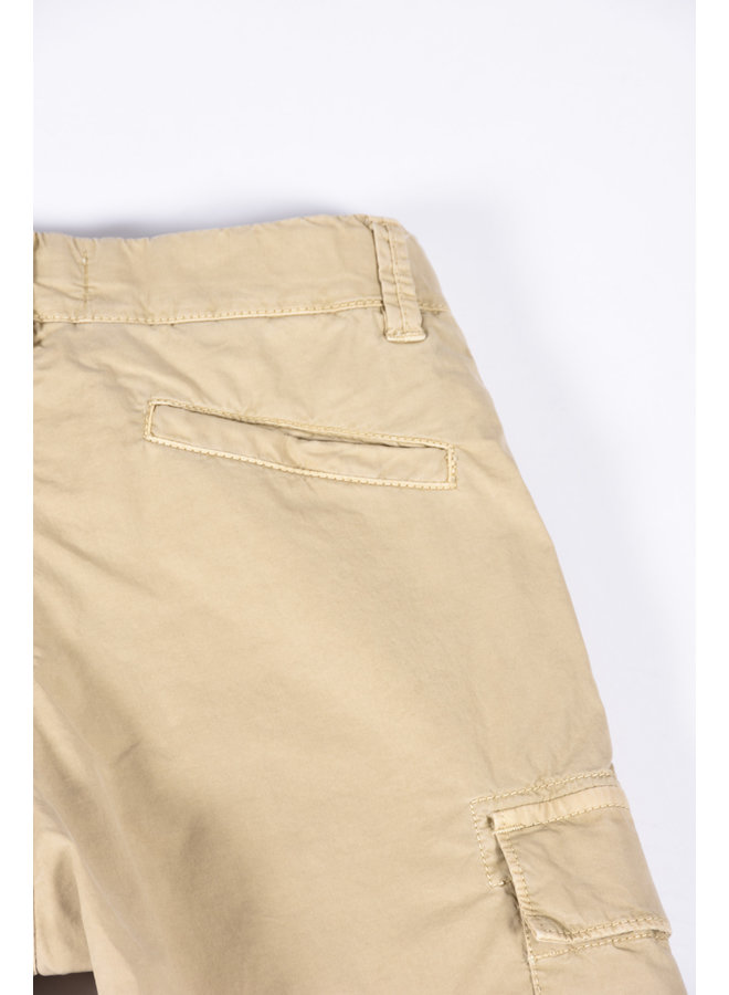 Stone Island SS23 - Bermuda Shorts  Regular - Beige