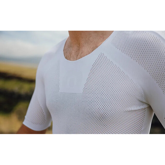 Megmeister Base Layer Short Sleeved L/XL wit Megmeister Base Layer Short Sleeved L/XL wit