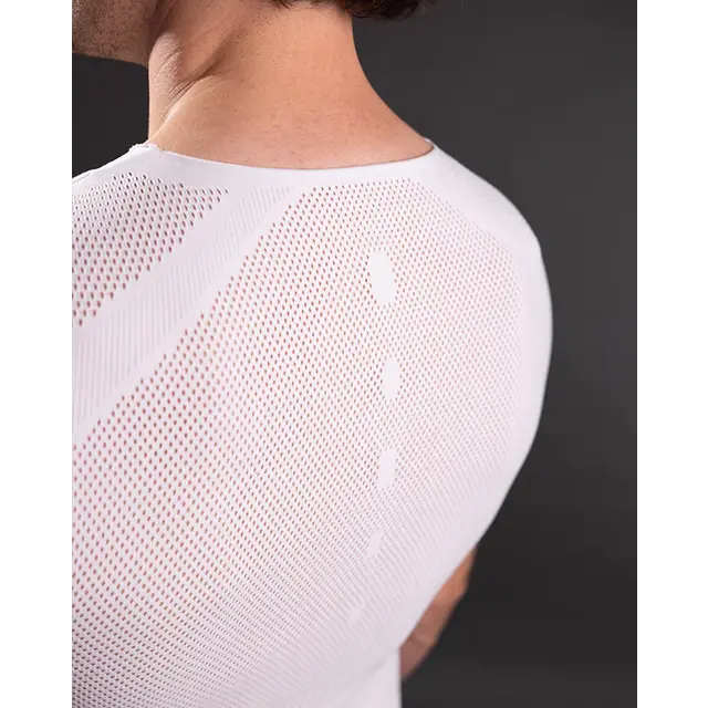 Megmeister Base Layer Short Sleeved S/M wit Megmeister Base Layer Short Sleeved S/M wit