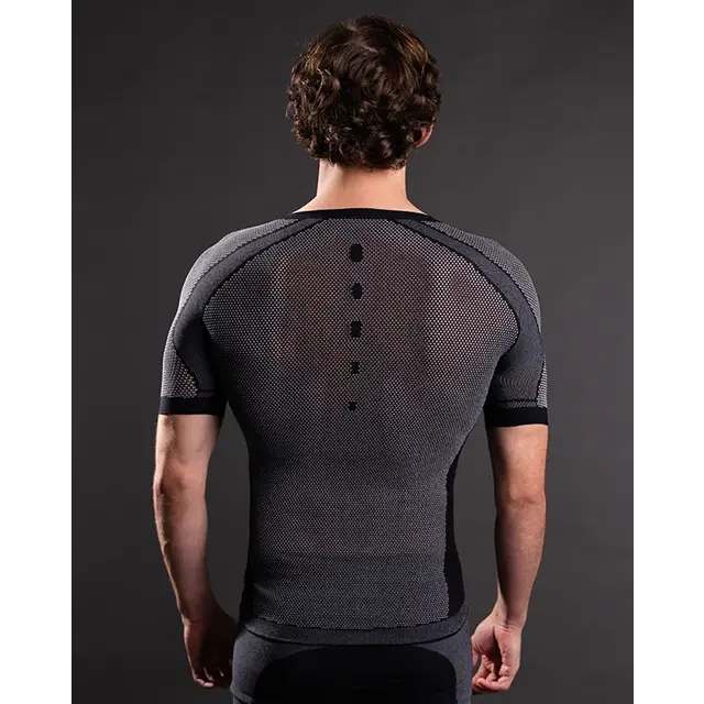 Megmeister Base Layer Short Sleeved L/XL zwart Megmeister Base Layer Short Sleeved L/XL zwart