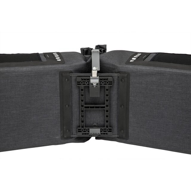 New Looxs Dubbele fietstas Varo Double 40L New Looxs Dubbele fietstas Varo Double 40L