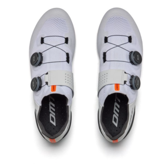 DMT SS24 (M0010DMT23SH10-A-0065) SCHOENEN ROAD SH10 ZWART/WIT DMT SS24 (M0010DMT23SH10-A-0065) SCHOENEN ROAD SH10 ZWART/WIT